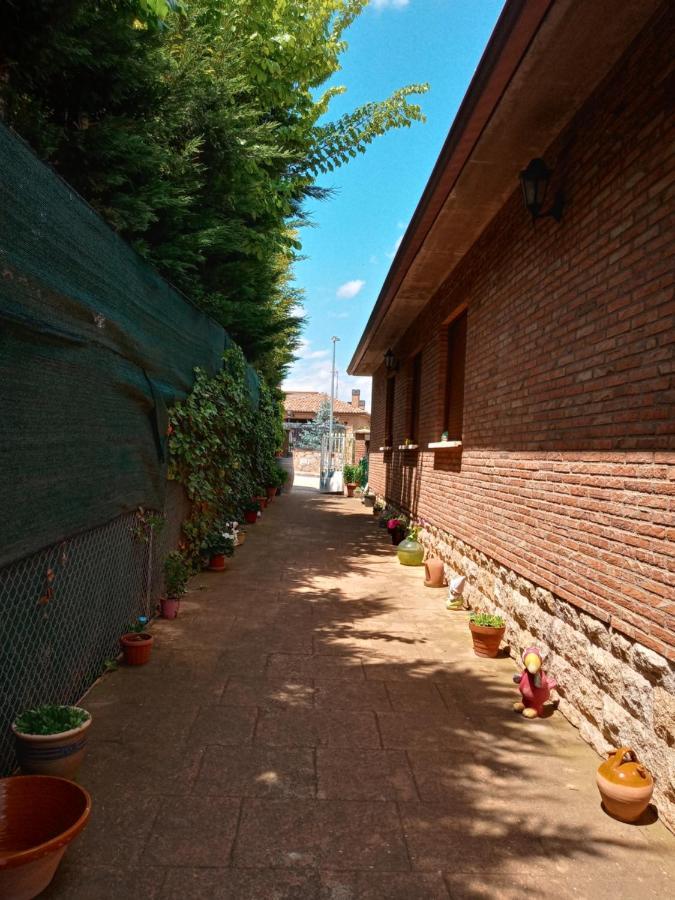 Апартаменти Vivienda Turistica San Martin Sotes Екстер'єр фото